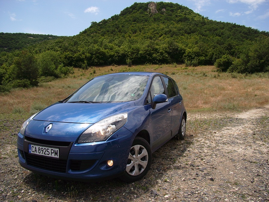 SA554645.JPG