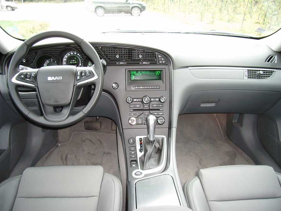 SA555612.JPG