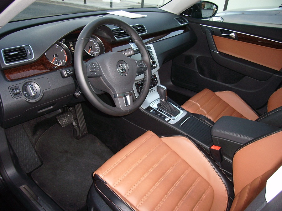 SA555771.JPG