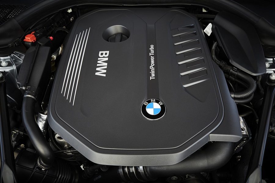 P90237201_highRes_the-new-bmw-5-series.jpg