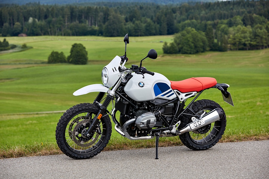 P90235446_highRes_the-new-bmw-r-ninet-.jpg