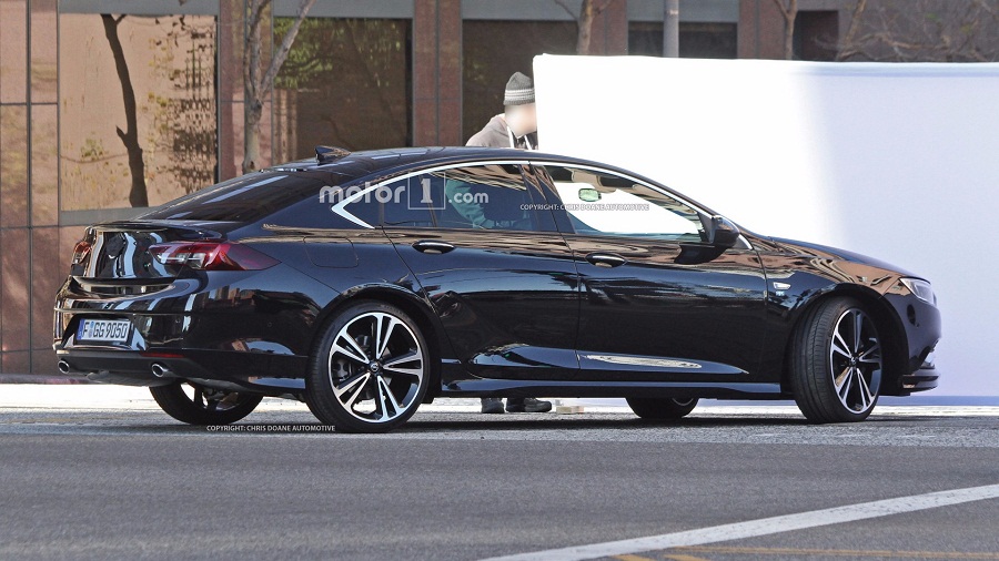 2017-opel-insignia-grand-sport-spy-photo-3